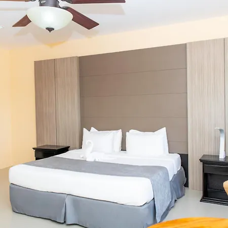 Pickwick Park View Hotel-2